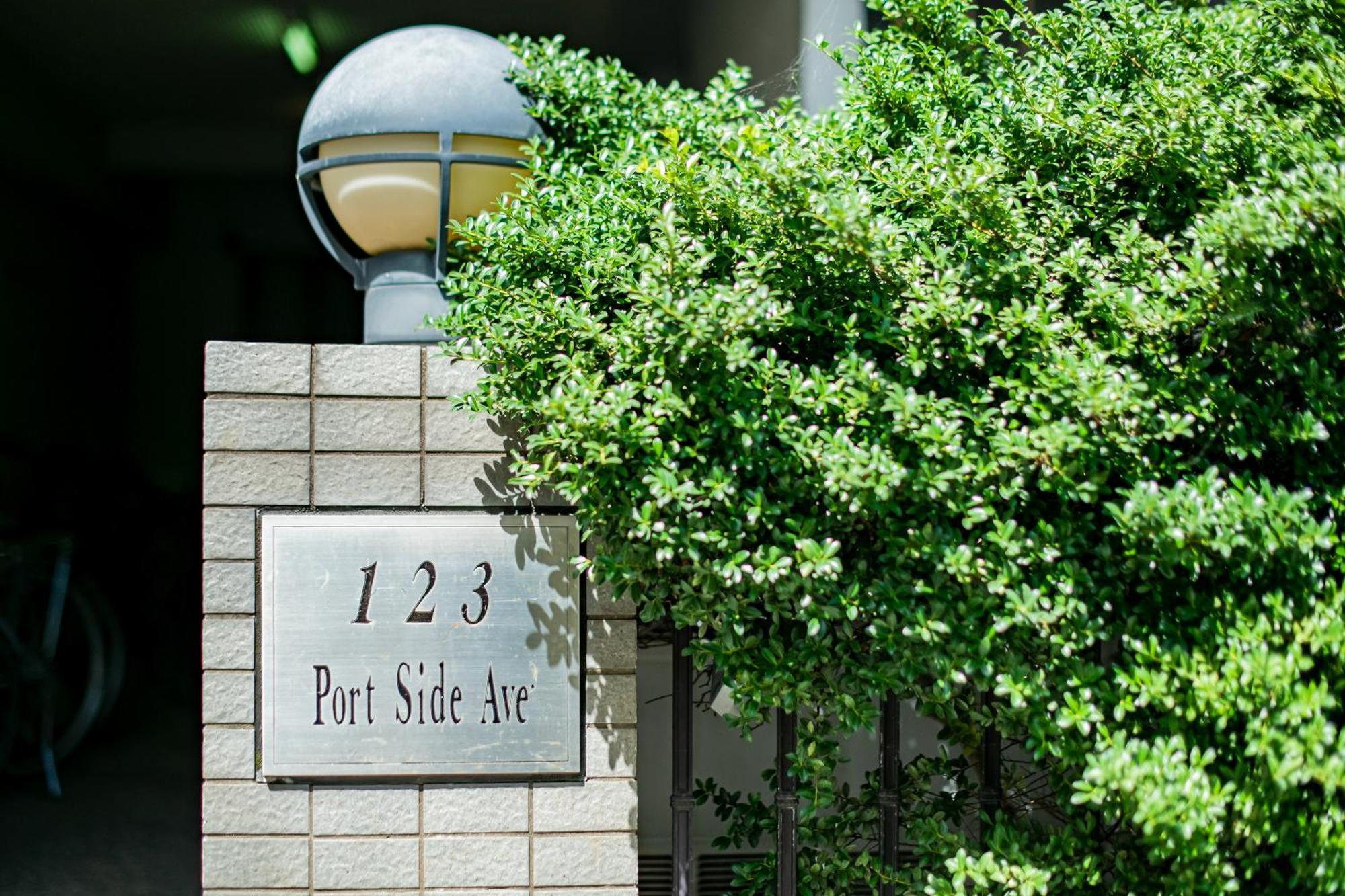 Portside Avenue * 福岡市